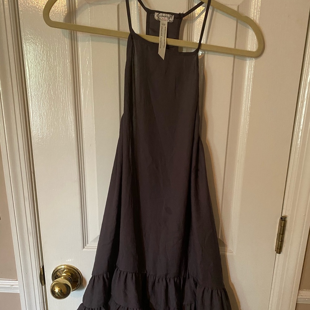 Gray tank top
